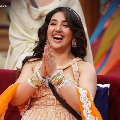 ashnoorian6743's profile picture. old id @rubiankita213
multi fandom -OG abhira #pranali

itv serials 
supported Hina, Rubina, karan kundraa,,PCC,  Ankita, KV, Ashnoor 
not shipper 😏