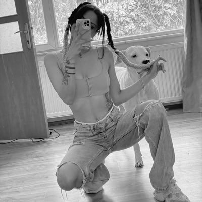 itsdonniething's profile picture. Bazen kendi kendime konusuyorum, bazen de Etsy’deki hayatimi yaziyorum.