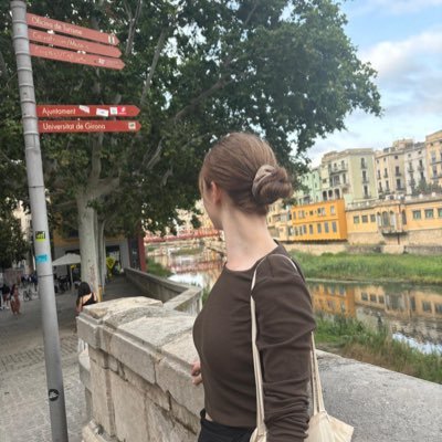 Notaplacehun's profile picture. 