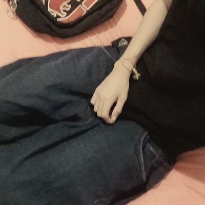 PiuPiuuu56038's profile picture. 𝙹𝙾𝙸𝙽 𝙼𝚈 𝙶𝚁𝙾𝚄𝙿: https://t.co/ouYvtStomT

𝙹𝙾𝙸𝙽 𝙼𝚈 𝚂𝙴𝚁𝚅𝙴𝚁:
https://t.co/5xSS5lfsZW