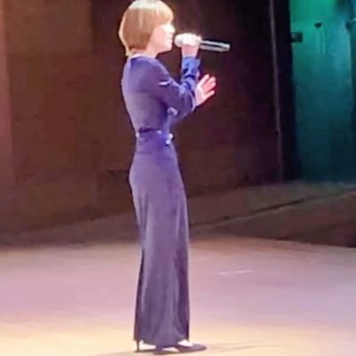 lisa1132943168's profile picture. 11歳7歳3歳三姉妹の母/急性期総合病院勤務看護師/
小さな頃から歌うことがとにかく大好きです☺️
札幌市長杯2024金賞2025グランプリ/北海道知事杯最優秀歌唱賞/NHKのど自慢清水町🔔🔔🔔飲み過ぎ注意報発令中