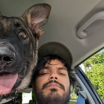 musiiing's profile picture. pushing pixels n analyzing malware