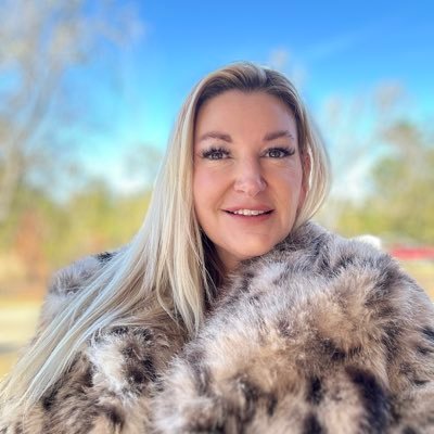 GizaRoyalAmber's profile picture. 🩷Jesus. $Bhad $xpr WebAuth Amber311 I’m an Alienist 👩‍⚕️Pisces ♓️ENFP