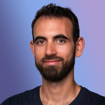 qlerebours_'s profile picture. Lead développeur au BearStudio, studio d'accompagnement de porteurs de projet. Fondateur de TraveledMap, outil création de cartes pour vos photos de voyages