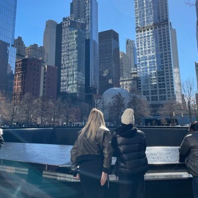 ccc36832953's profile picture. ex-consultant | Ai startup investment