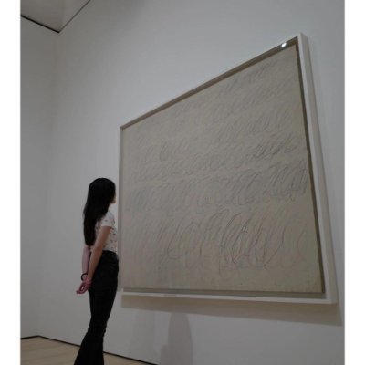 Emily_e3jzyk's profile picture. Let's leave today's winds for tomorrow's dreams🦋.