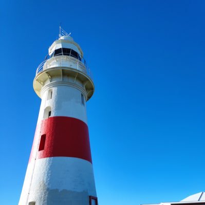 Roberttthh68637's profile picture. Former reporter & independent analyst of international politics& Adventurer