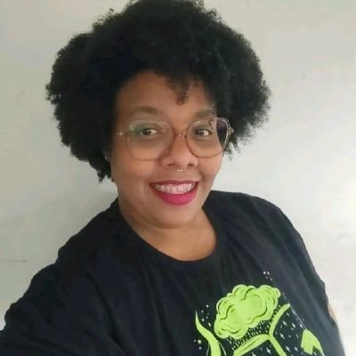 leitoraincomum's profile picture. 📍 SP-BR 
🎲 Engenheira de dados.
🎙️ @pcmonstrinhos