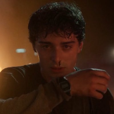 munjovs's profile picture. will byers irl !! that one oomf who’s just too byler and buddie pilled