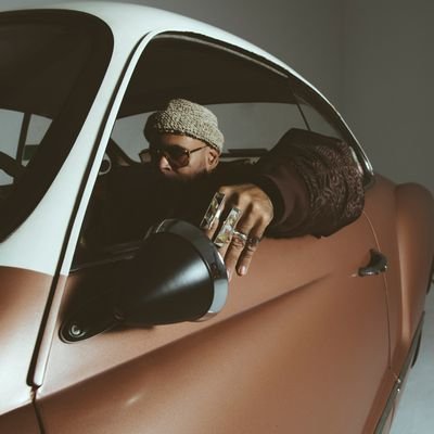 RoceMusic's profile picture. Les pauvres sont trop studieux, meurent par éducation