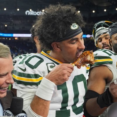 thedubsterr's profile picture. Proud dad of two great kiddos. Family is everything. #GoPackGo #LetsGoCanes #GoDeacs