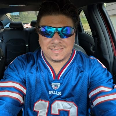 XStrikerX1989's profile picture. 