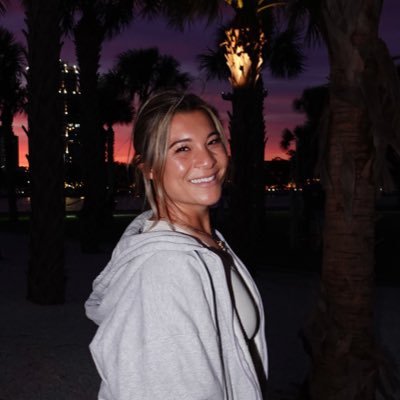 syd_syd2's profile picture. Pro Softball Athlete. College Coach.
