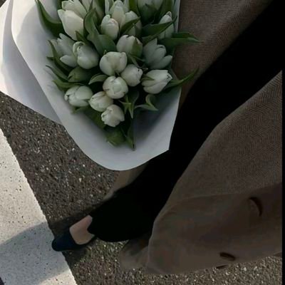 Erusa872's profile picture. 