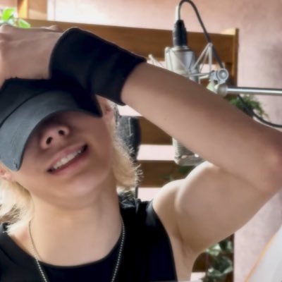 ruisbiceps's profile picture. 20+ || teume plli evol || barbiez offspring