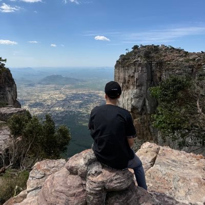 Liberatus__'s profile picture. Builder Arc. Co-founder @MotionxAI. Ex-Amazon.