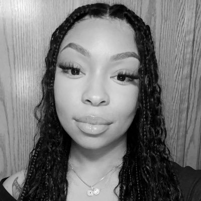 prettygrlstarr's profile picture. in my own world minding my business. IT GIRL❤️‍🔥 Med Tech/Abstract Artist/Influencer