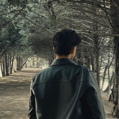 xelvis_baiku's profile picture. 