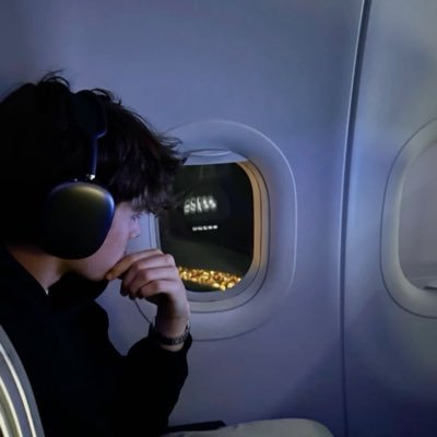 eli1021mllia's profile picture. 