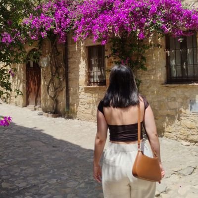 luciawolf_'s profile picture. 🍂