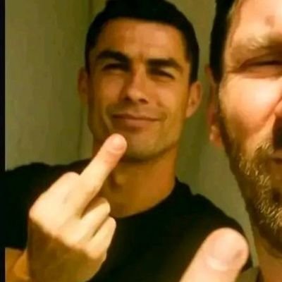 hsn94_hunter's profile picture. أعيش يومي كأي يوم آخر، أسعد بالايام المؤلمة لاتهمني الاحزان♡✨الوᯨريᩬث์_الاصــہيᩬل✨♡ 🌚♚⌠
꧁⇝❥≛DΣΛ𝐓𝐇≛✯꧂، مريض فشل كلوي 🩸🩹