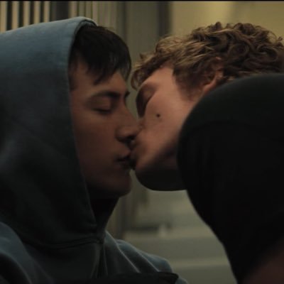 mickeysmyheart's profile picture. ♡ • 18+ • writer • mickey, eddie, ilya girlie + defender • hollanov 4ever • buddie canon s9 • gallavich otp • multifandom • see pinned/carrd for more • ♡