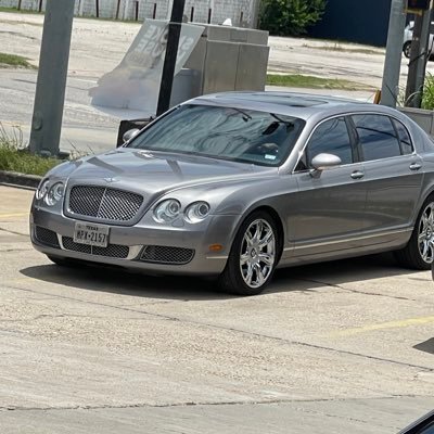 edwardsdre52's profile picture. 