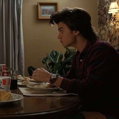 itz_Steve__'s profile picture. 🎬 Movie enthusiast | 🎧 Music lover