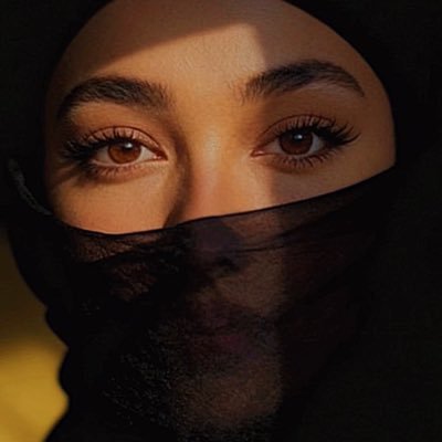 YzbFrambi's profile picture. 
