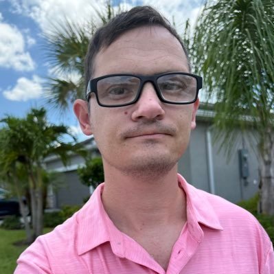 QuinnTorrence1's profile picture. | Life's too short make the most of it | - Syndicate