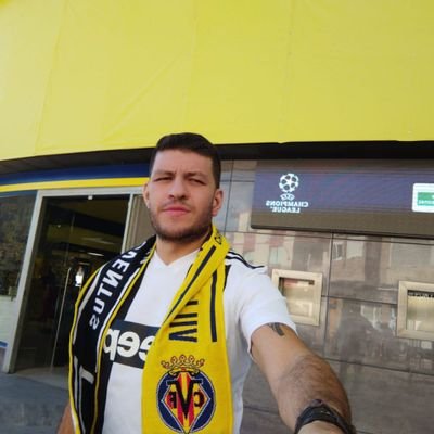 andresidaho77's profile picture. Mi máximo ídolo: Alessandro Del Piero...

Un caballero jamás abandona una dama.