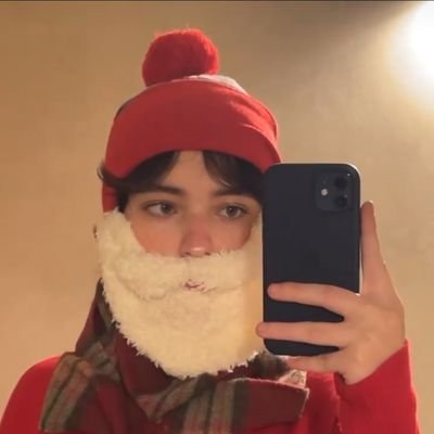 WorldWarGio's profile picture. 