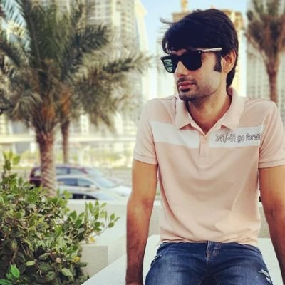 aahanspeaks's profile picture. 23.   |   he/him.   |  caffeine dependent lifeform