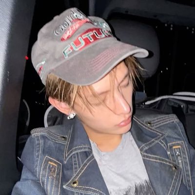 rkjjkv's profile picture. idgaf (jme repose)