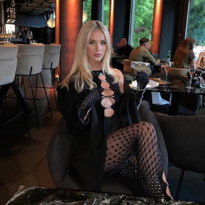 Eva520131499's profile picture. My hobbies are: playing tennis, running, dog lover, swimming at the beach, and dressing up.Come follow me