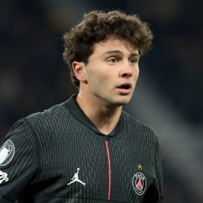 KenanYildizRole's profile picture. 🇦🇷🇮🇹  in some south american country • Medical student • La Vecchia Signora