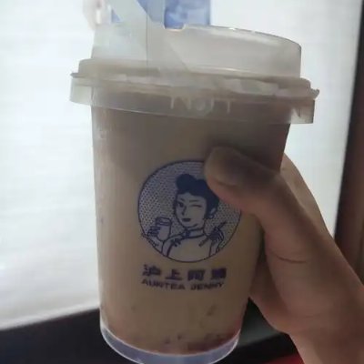 jqnzlll's profile picture. 保守的な投資家として、私は長期保有を選びました。2015年の投資が現在、安定した配当利益をもたらしています。ヨガで呼吸し、旅で迷い、美食で幸せを見つけるのが好きです。