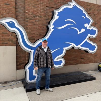 joxley's profile picture. Life Explorer! Thrive on experiences, veteran, retired & trying to make ends meet. Human..... sorry, grammar may suck. fat fingers and views are my own.