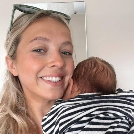 connieriley__'s profile picture. Daddy's Girl 🙂‍↔️❤️