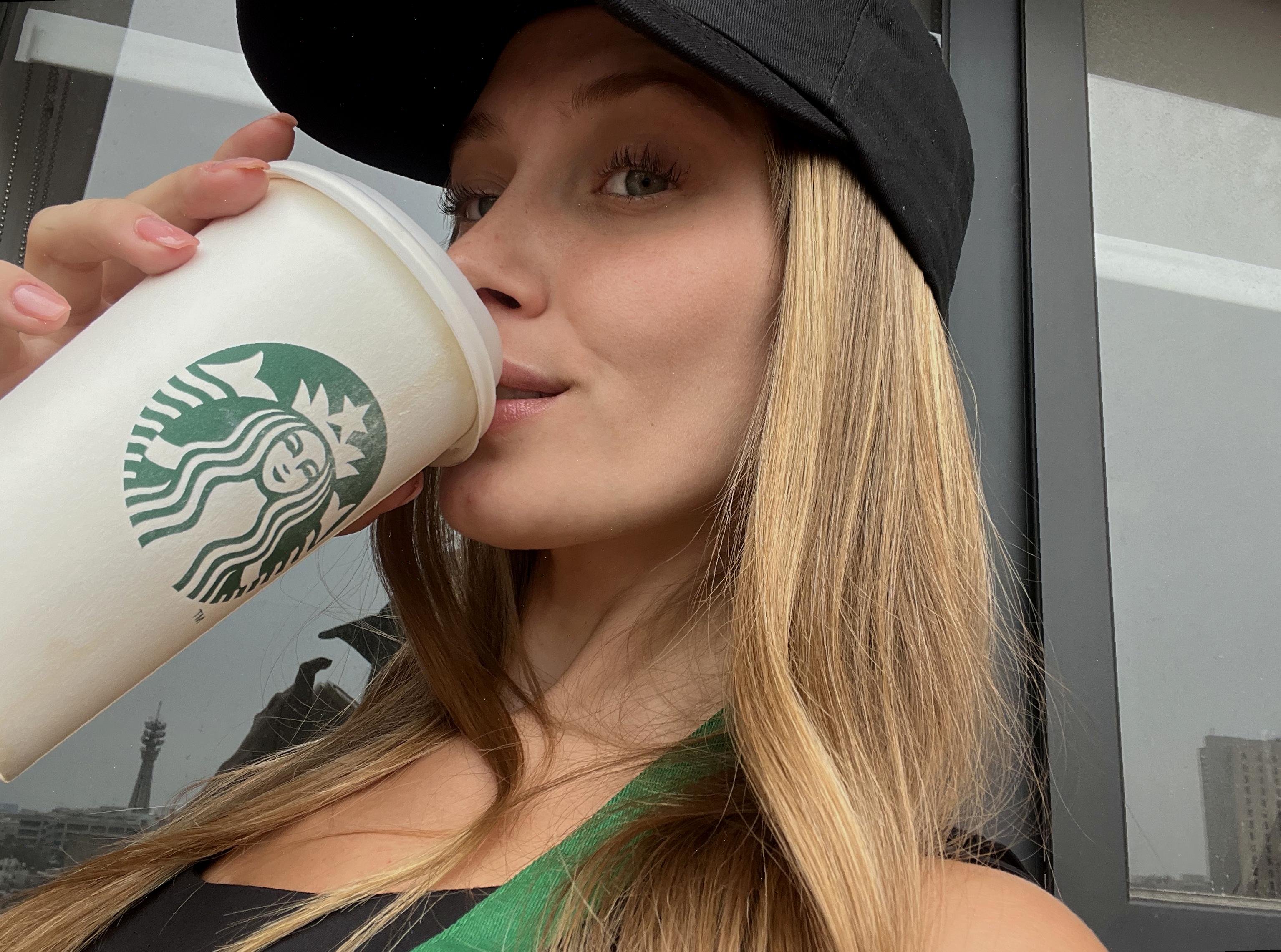 JarinpornC's profile picture. I brew coffee and need someone to film the naughty moments with 😈☕ the link under this explains