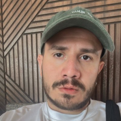 dantriweros's profile picture. yeah you know how it is, life can be a bitch.