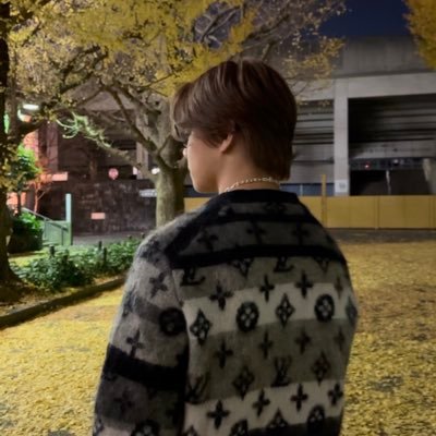 hibiki000111's profile picture. 2007 東京🗼 ⠀ ⠀ ⠀ ⠀ ⠀ ⠀ ⠀ ⠀ ⠀ ⠀ ⠀ ⠀ ⠀ ⠀ ⠀ ⠀ ⠀ ⠀ ⠀ ⠀物販/アフィ/コンテンツ販売/株 2025 11〜etc. ⠀ ⠀ ⠀ ⠀⠀受験勉強しながらいろいろしてます📚 ⠀ ⠀ ⠀ ⠀ ⠀ ⠀ ⠀ ➡️https://t.co/jTk1nRX39J