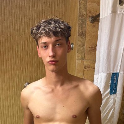 portable199's profile picture. Click 😈👇🏻