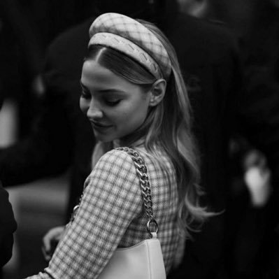 MissAmorette's profile picture. 251112 8243 ⋆ She, Dyanne Amorette Clark, is a Goblin of Gringotts Bank who adores her quiet days while happily tending to the gleaming odds and ends.