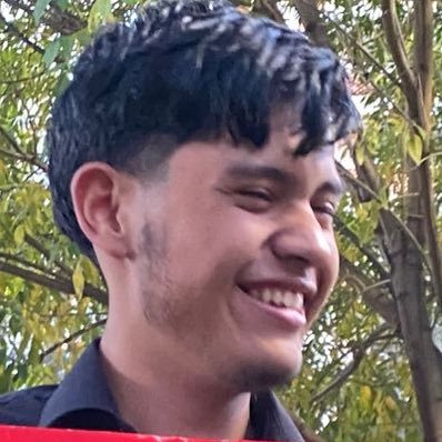 Aalaness's profile picture. :)