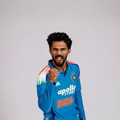 suriyyaa10's profile picture. mostly vibes, partly messi