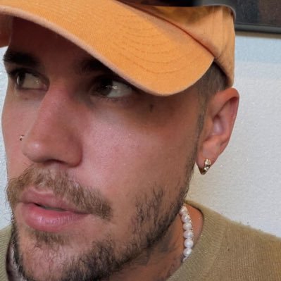 rizeys's profile picture. lesbian, autistic and adhd. i do art sometimes. 27. unofficial kehlani promoter account.