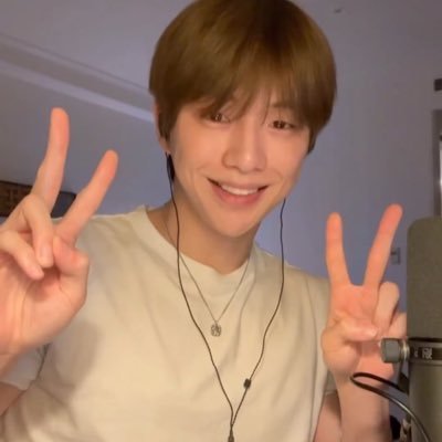 0993923970syk's profile picture. ☀️🌈 Summer shines on you | 강다니엘 (·•︠‿•︡ ) |옹성우 (•́ .̫ •̀:·)| FLOWD🐱https://t.co/nzOvuKvCTh☔️🎨