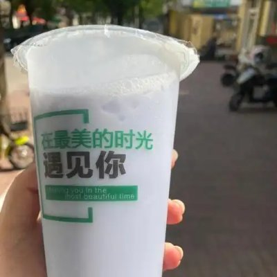 dhkmgg's profile picture. 保守型の投资家として、私は安定收益を重视しています。2015年のポジションは现在、定期的な配当サイクルに入っています。私の趣味は全部、生活をもっと素敵にしてくれるものばかりです。