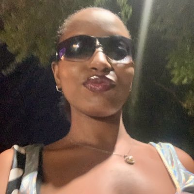 yourscherrie22's profile picture. unknown.